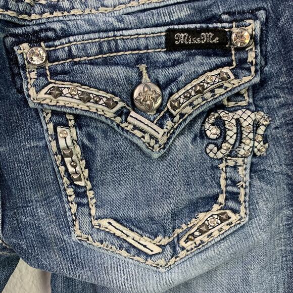 Miss Me Bling Embellished Festival Boot Cut Jeans 26 x 33 JE5836B7L - Picture 8 of 12